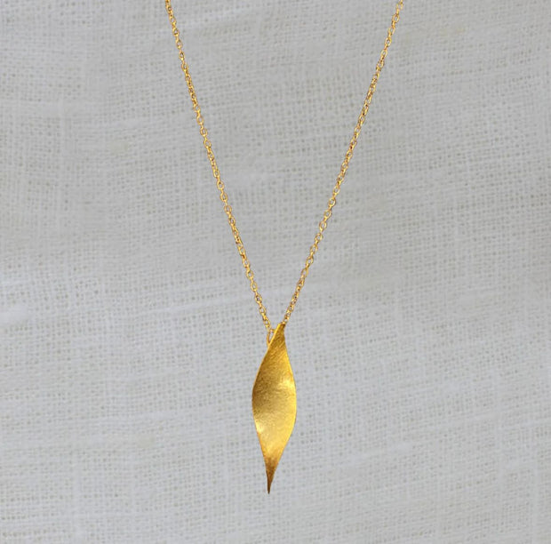 Brush Gold Vermeil Twist Pendant